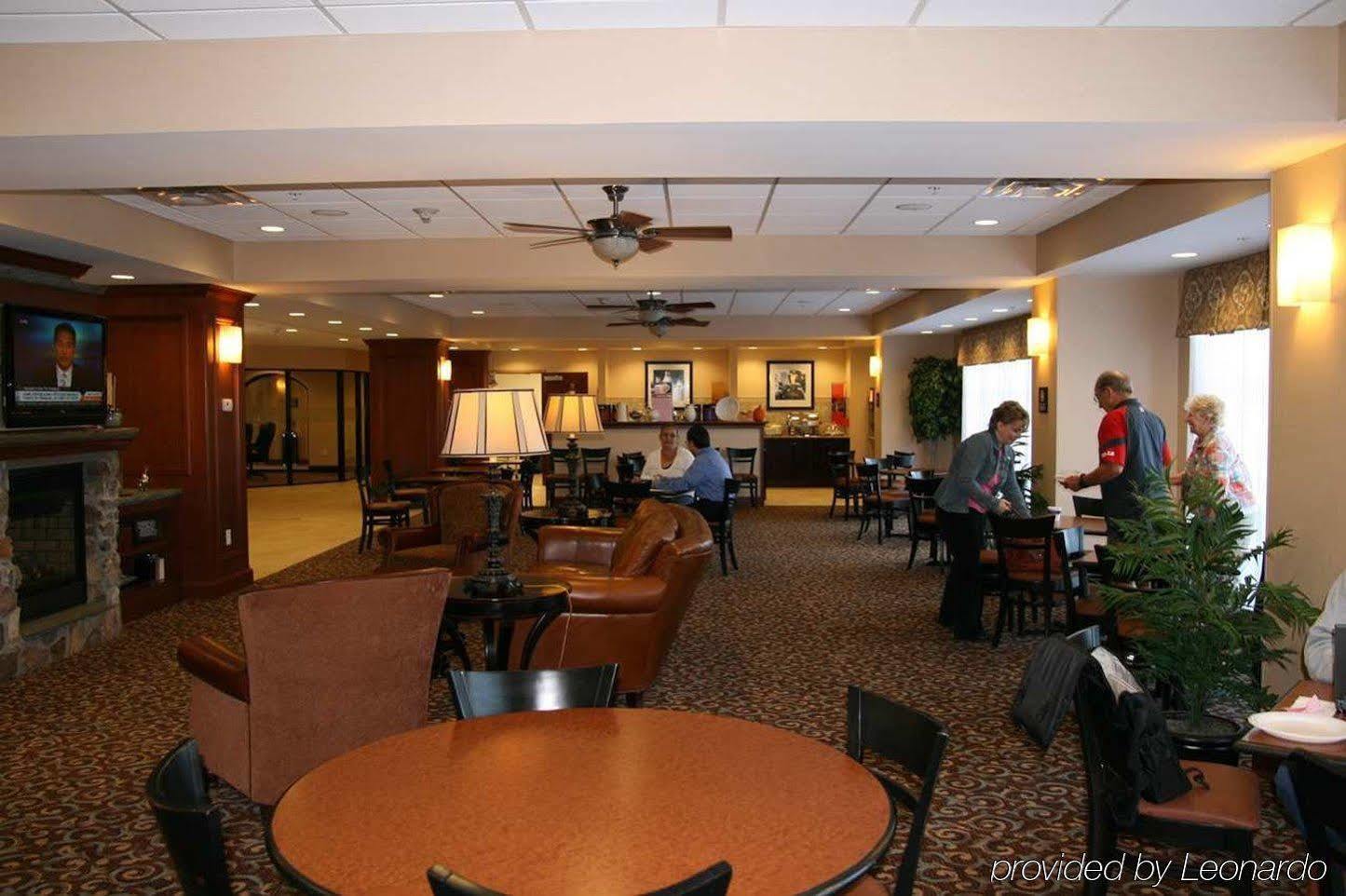 Hampton Inn Watertown Restaurant foto